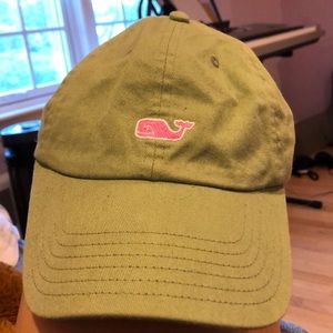 Vineyard vines hat